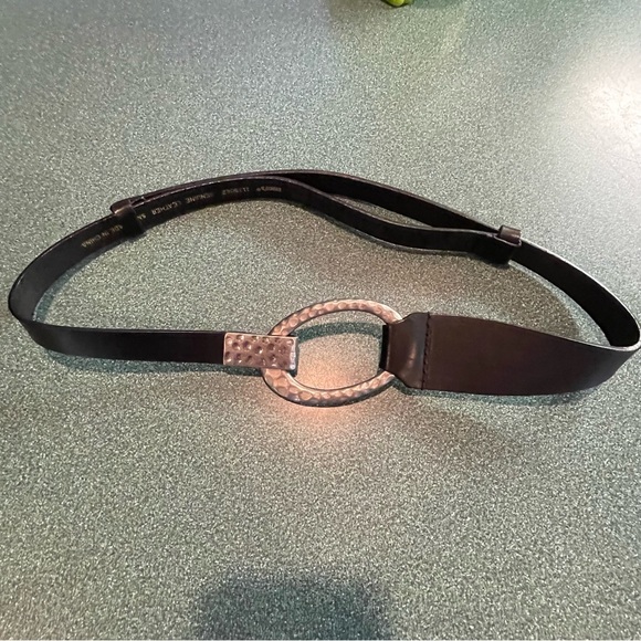 Chico’s Black Hammered Silver Latch Adjustable Genuine Leather Sz. Small - Picture 5 of 11